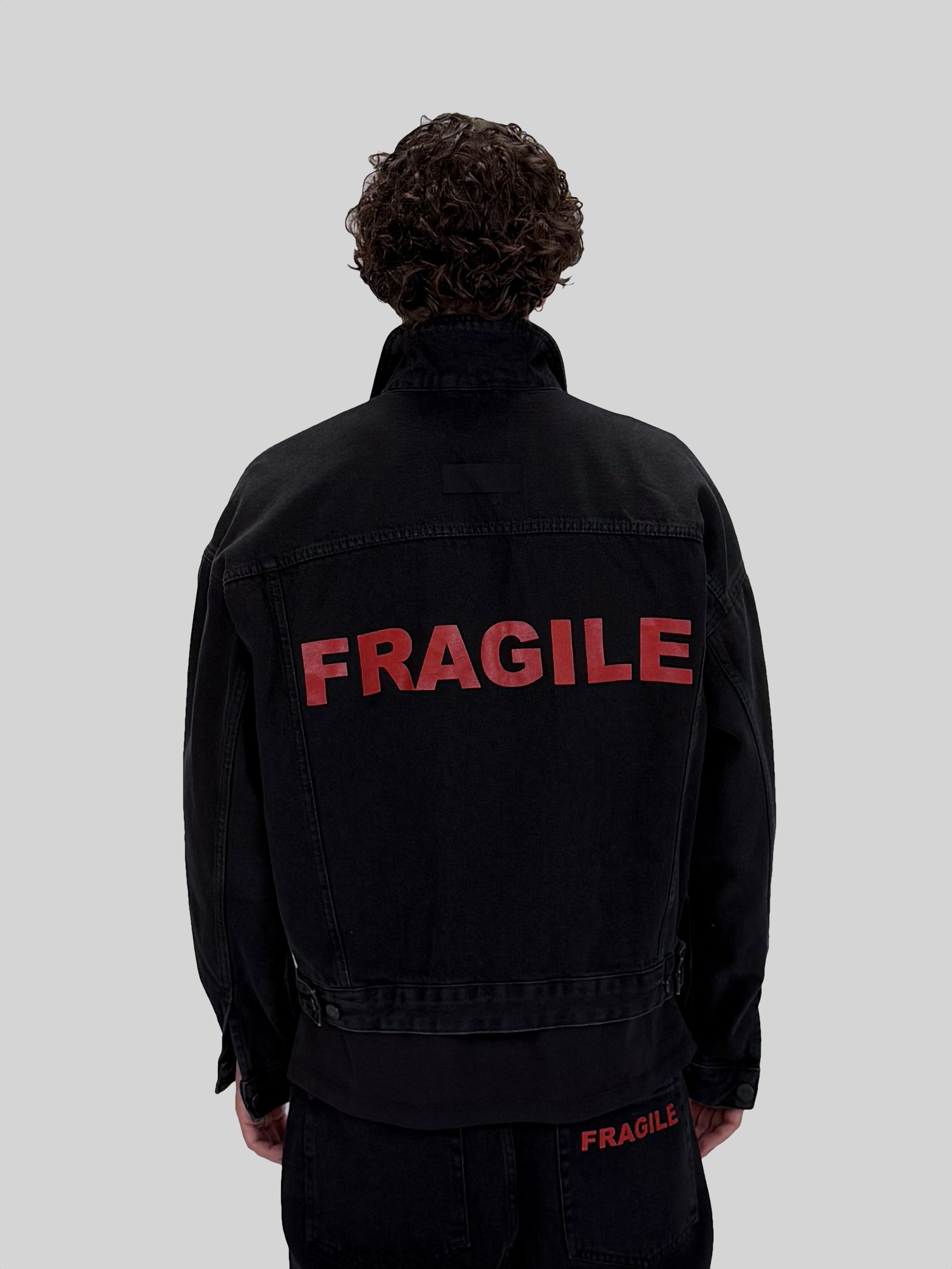 BOXY DENIM JACKET - WASHED BLACK