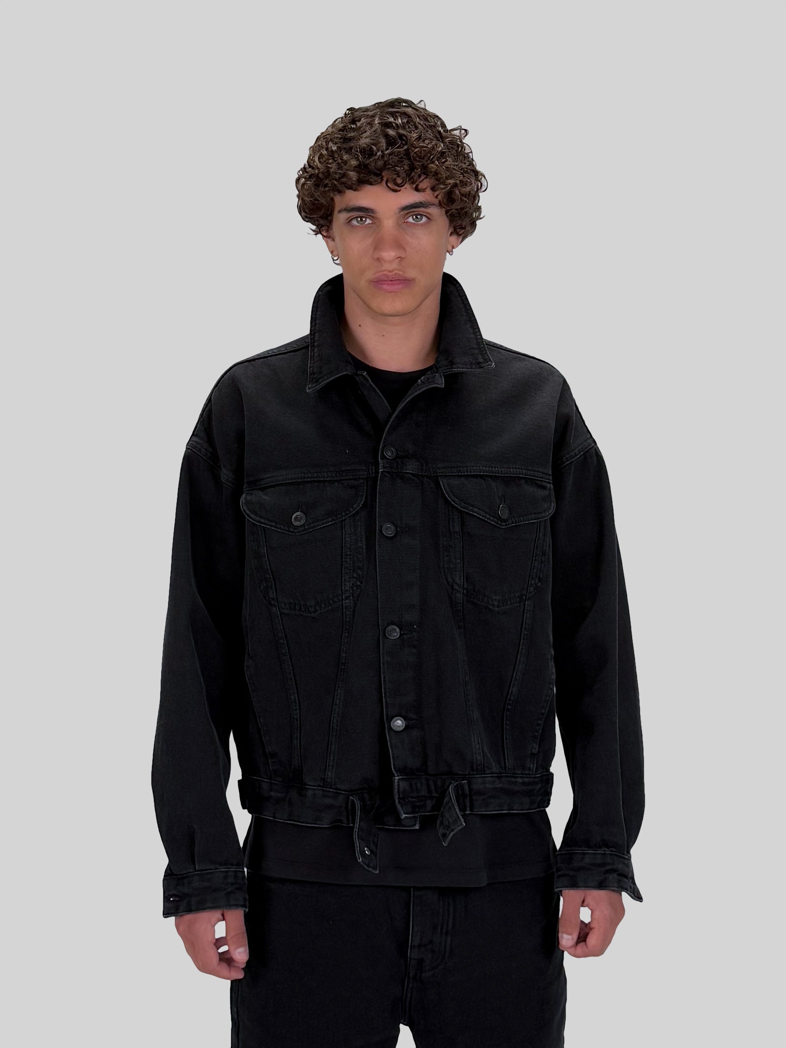BOXY DENIM JACKET - WASHED BLACK