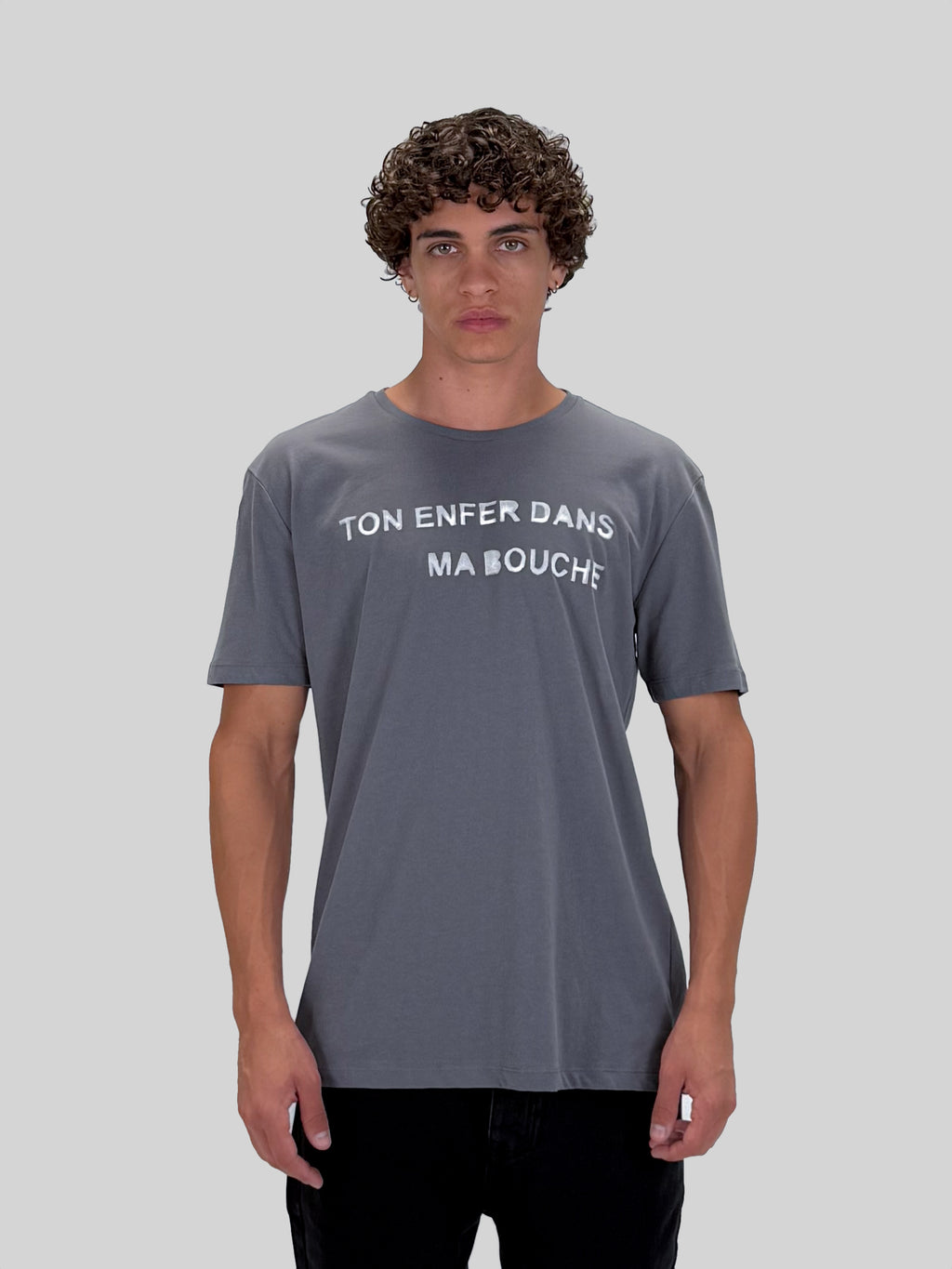 T-SHIRT - GREY