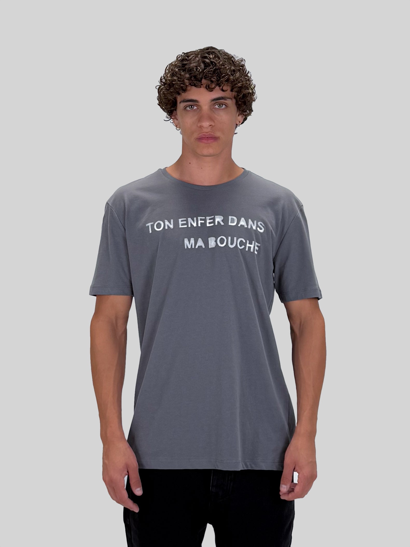T-SHIRT - GREY