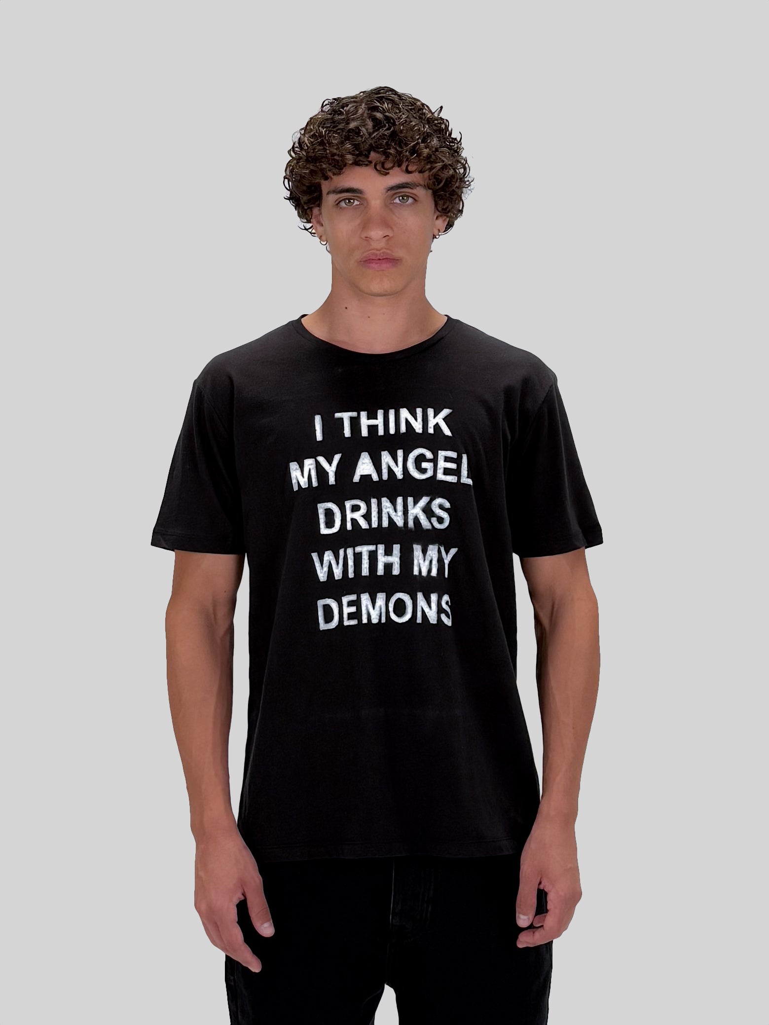 T-SHIRT - BLACK