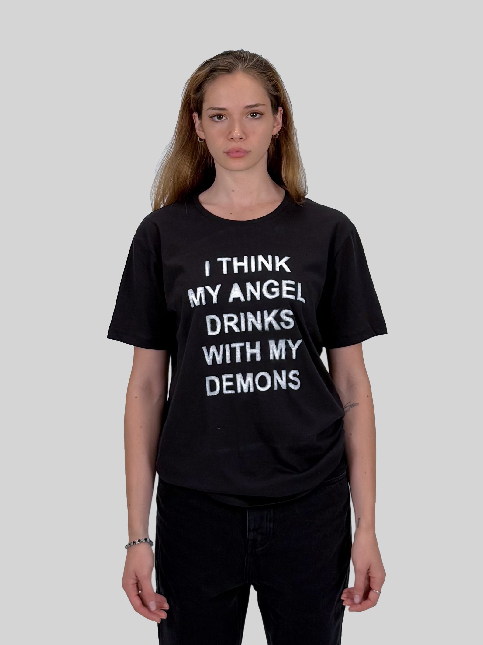 T-SHIRT - BLACK